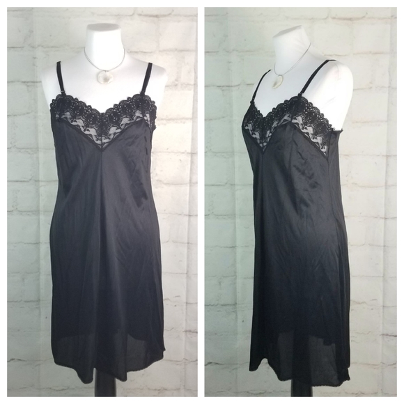 Vintage Smart Size 38 Black Slip Chemise Short Nightie Lace Inlay Bustline - Picture 2 of 6
